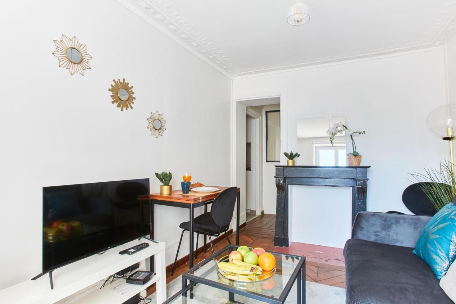 Appartement Cosy Montmartre 2Br à Paris Extérieur photo